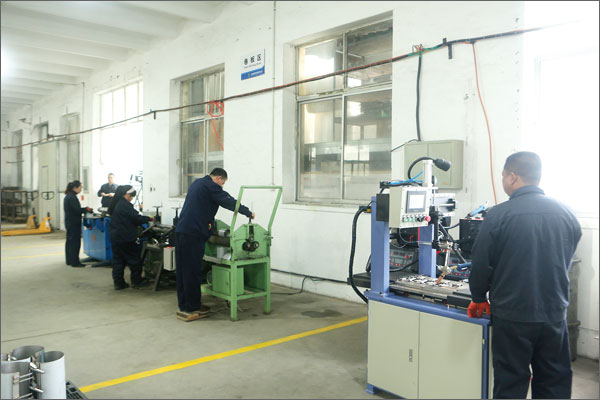 鑄鴻機(jī)械車間圖片